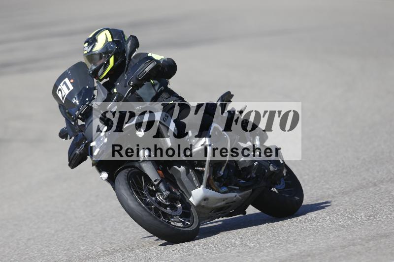 /05 07.04.2026 Cornu Master School ADR/Gruppe rot/21